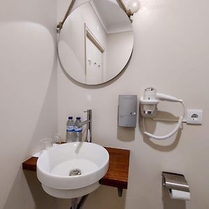 Private Bathroom Room